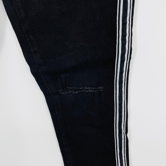 BlankNYC Black Skinny Jeans w/White Stripes B105 - Picture 4 of 13